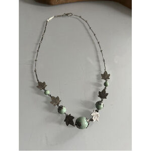 Vintage Green Peking Glass & Silvertone Necklace C Clasp Leaf Design